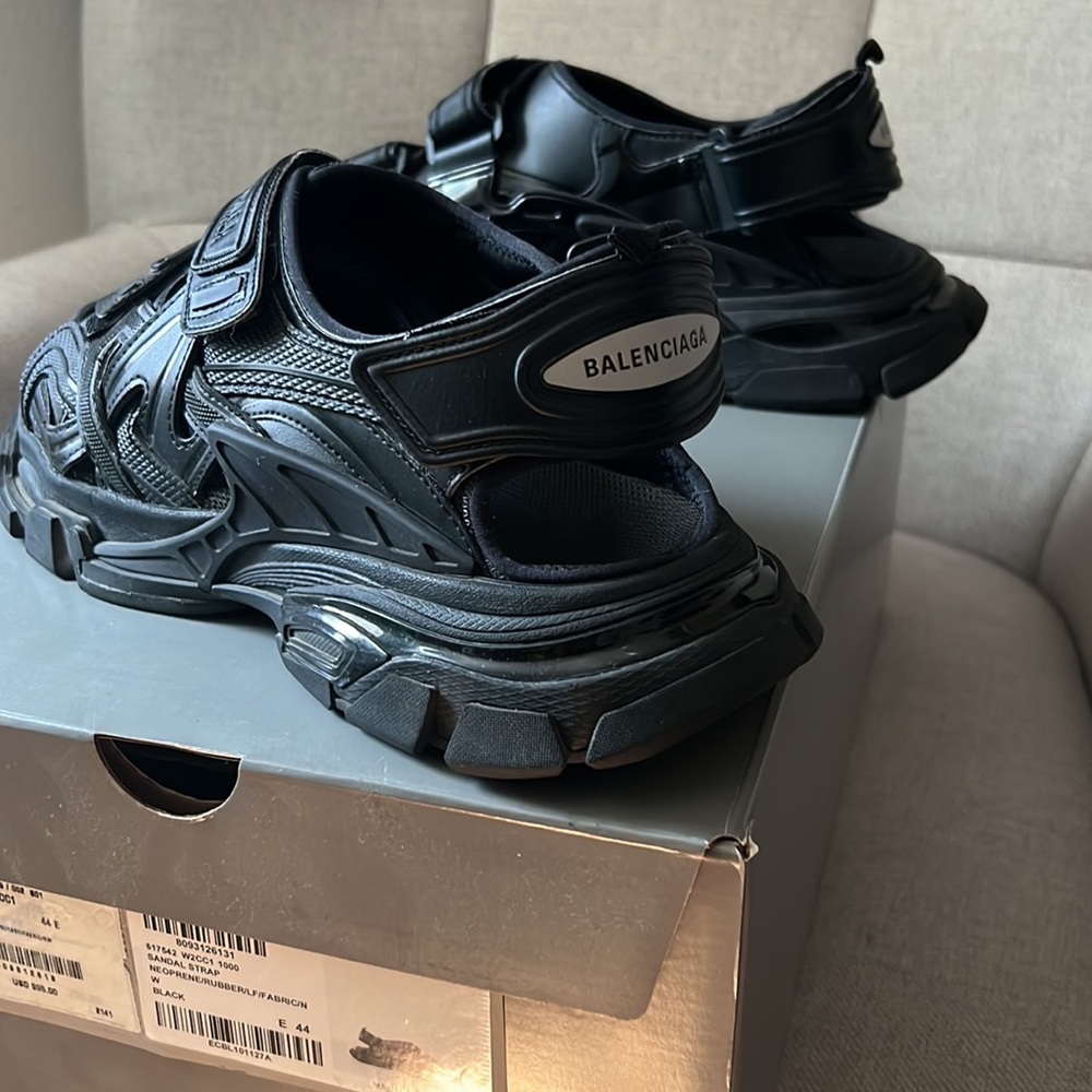 Balenciaga Strap Sandal - Picture 2 of 4